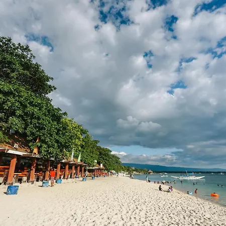 Hk Beach Resort And Restaurant